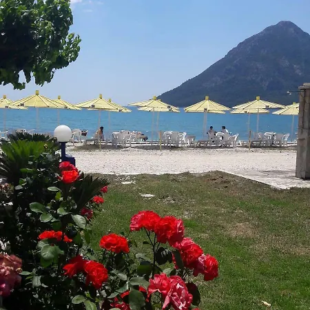Delfinia Hotel Mytikas (Aetolia-Acarnania)