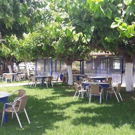 Delfinia Hotel Mytikas (Aetolia-Acarnania)